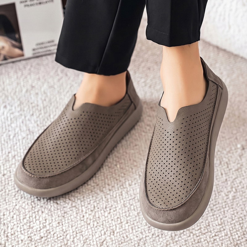Mens Fashion Week - Sepatu Sneakers Loafers Pria Ukuran Besar